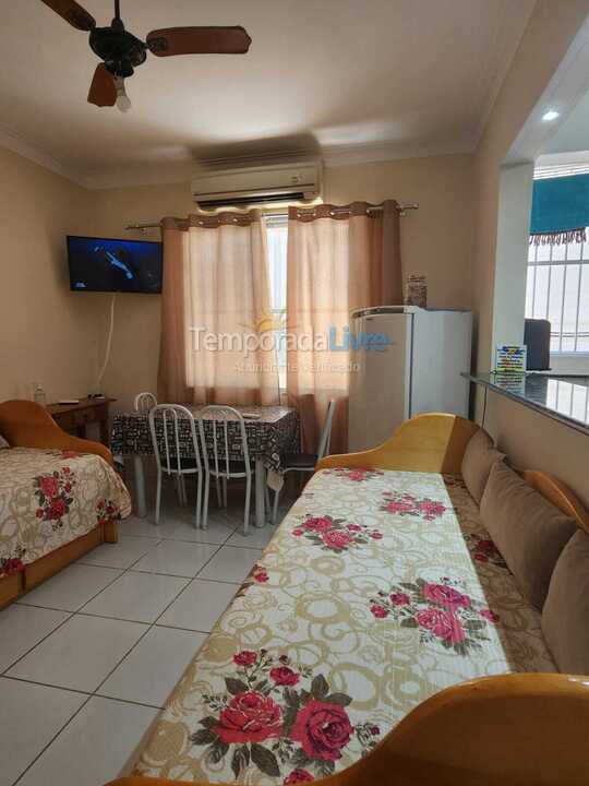 Apartamento para aluguel de temporada em Guarujá (Jardim Três Marias)