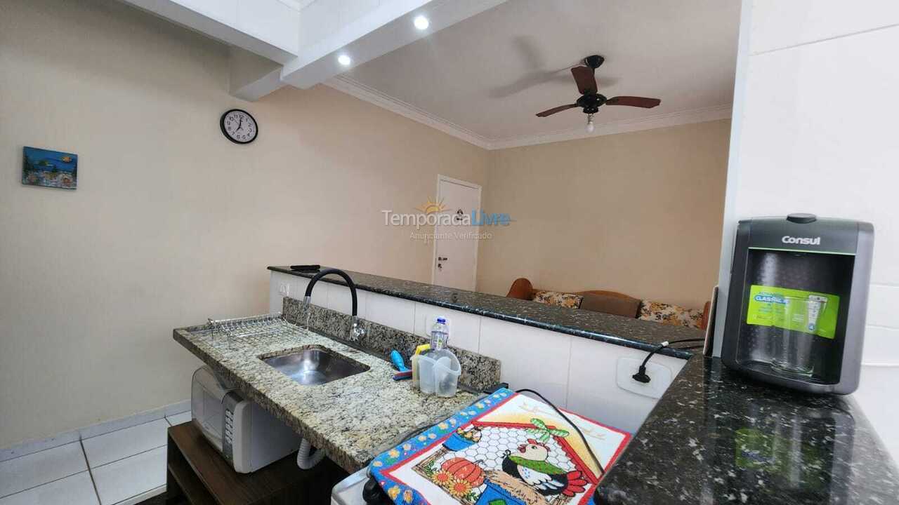 Apartamento para aluguel de temporada em Guarujá (Jardim Três Marias)