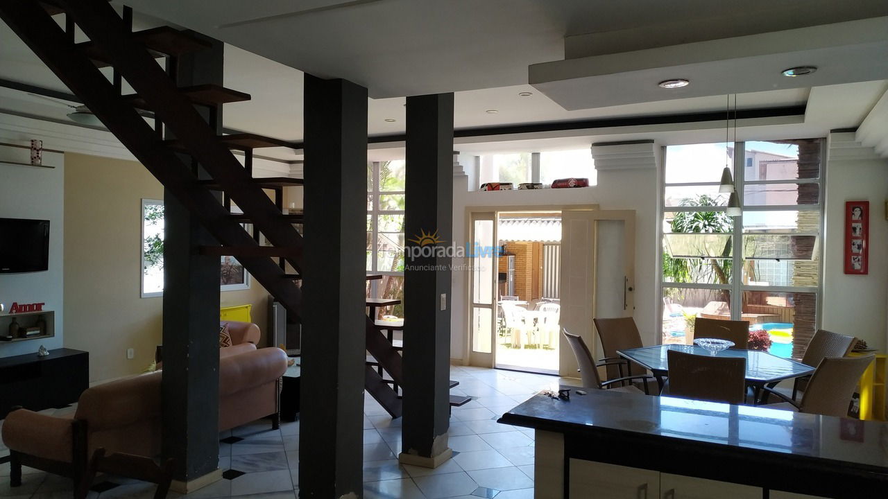 Casa para aluguel de temporada em Vila Velha (Interlagos)