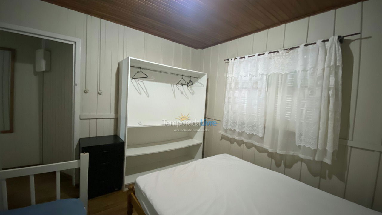 Casa para aluguel de temporada em Bombinhas (Mariscal)