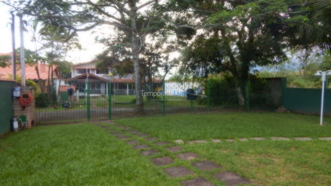 Casa para aluguel de temporada em Itatiaia (Jardim das Rosas Penedo)