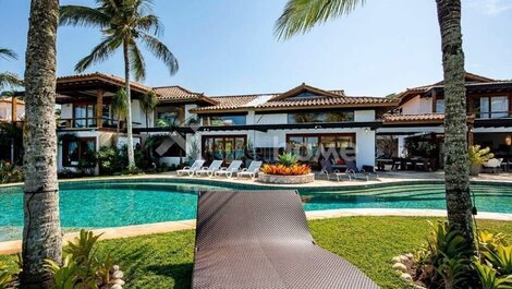 Mansion overlooking the sea in Búzios/RJ