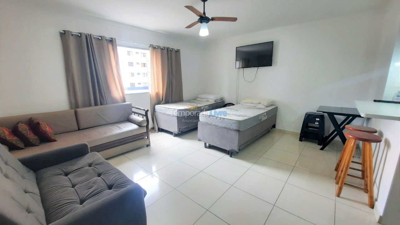 Apartamento para aluguel de temporada em Praia Grande (Guilhermina)