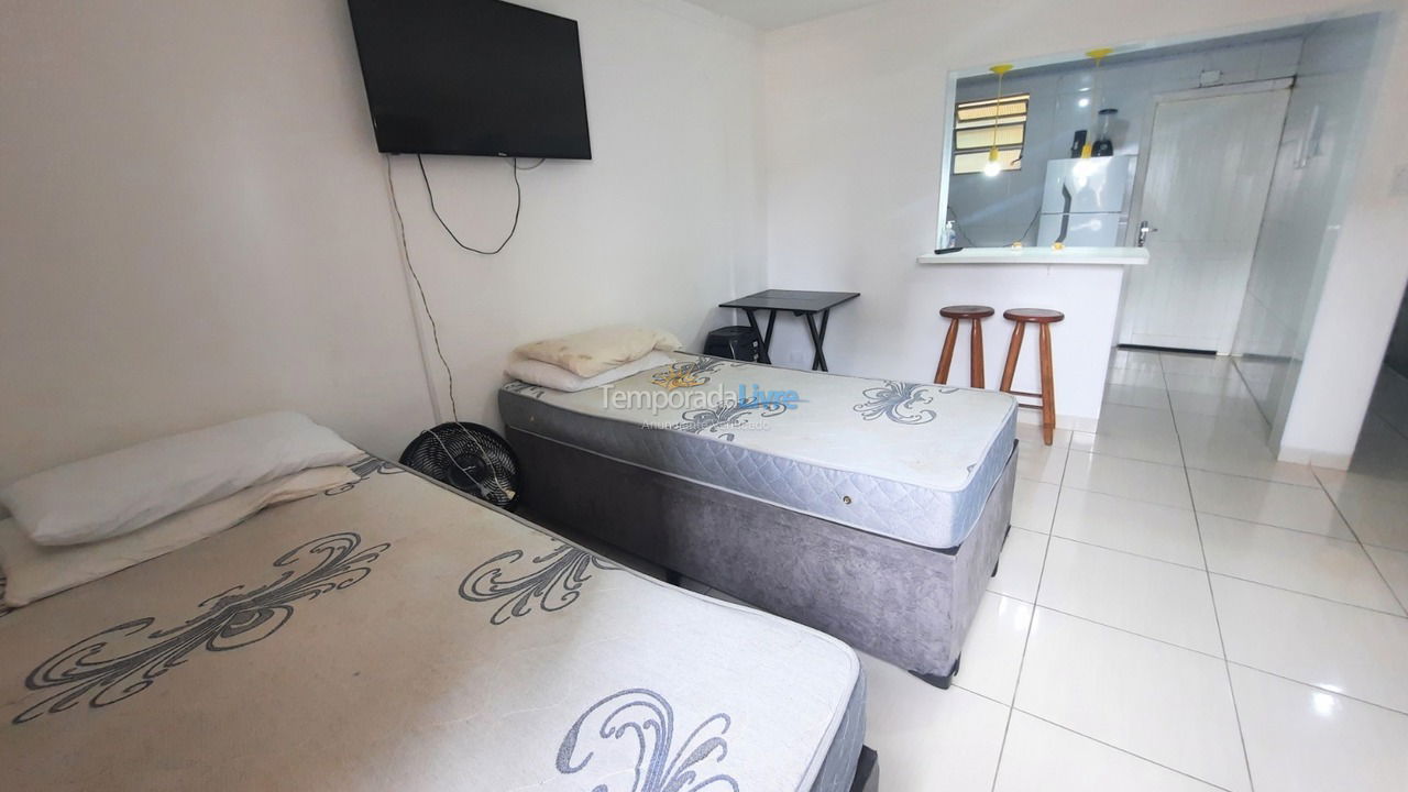Apartamento para aluguel de temporada em Praia Grande (Guilhermina)