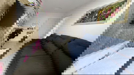 Apartment 2 Bedrooms Gourmet Balcony, 350 m from the Sea