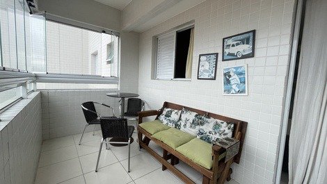 Apartment 2 Bedrooms Gourmet Balcony, 350 m from the Sea