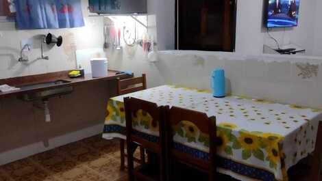 Casa 2 Dormitorio. Con parrilla a 2 cuadras del mar