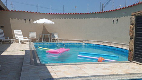 Hermosa Casa con 2 Piscinas, Adulto (Climatizada) y Chimenea-Cerca de la Playa