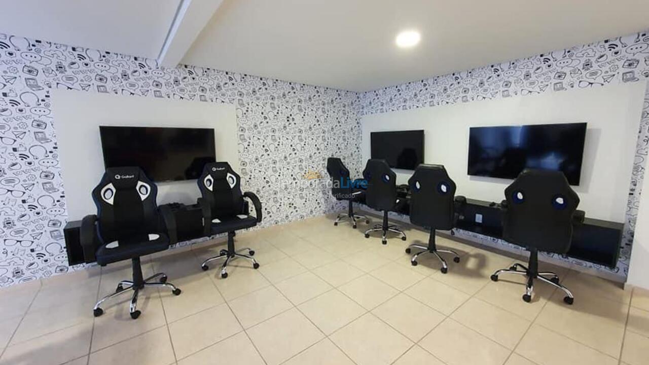 Apartamento para aluguel de temporada em Guarujá (Enseada)