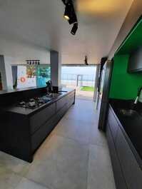 BEAUTIFUL SEA FRONT HOUSE IN PORTO BELO