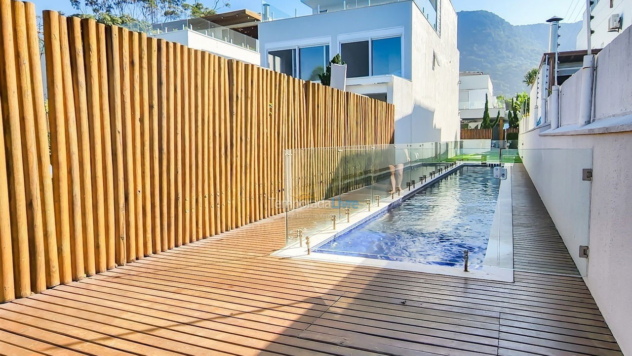 Casa para alquiler de vacaciones em São Sebastião (Maresias)