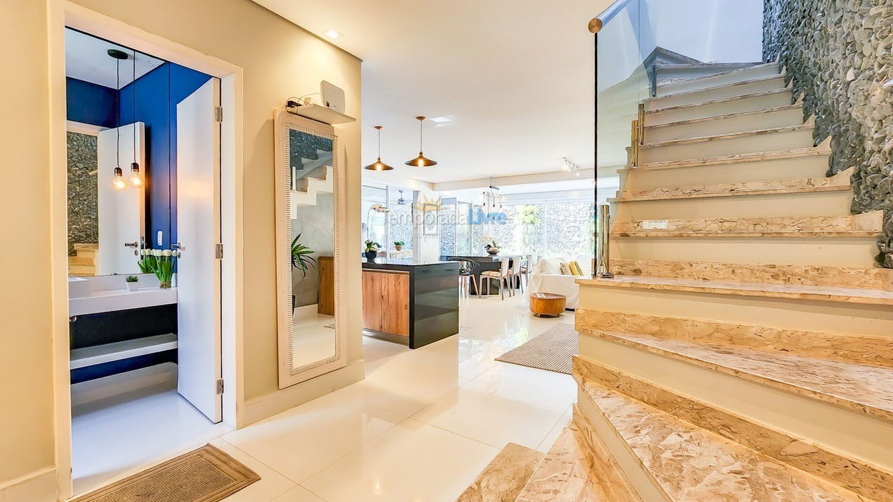 Casa para alquiler de vacaciones em São Sebastião (Maresias)