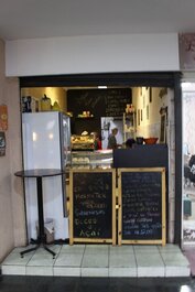 Studio 37 m2, prático ao lado do metrô São Bento.