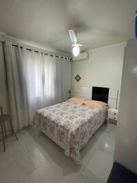 Apt sea block with wifi, cable tv, three air conditioning, garage