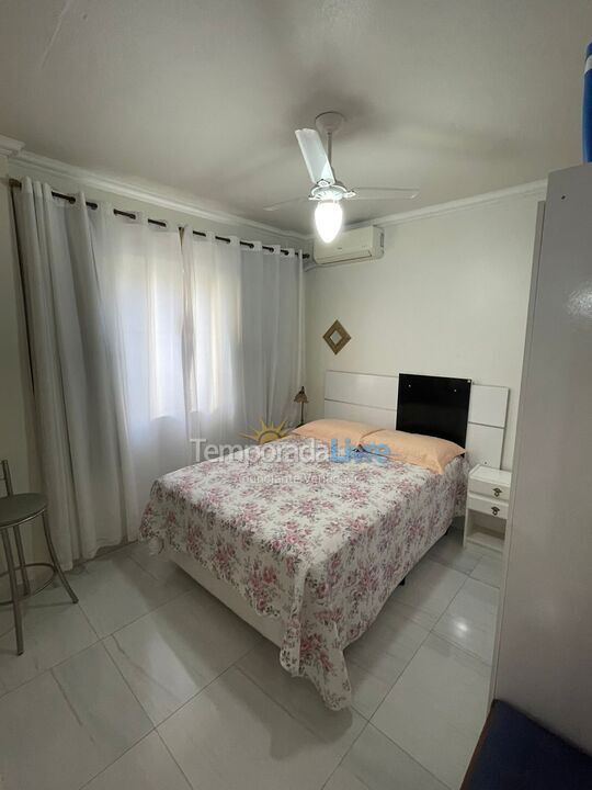 Apartamento para aluguel de temporada em Balneário Camboriú (Praia Central)