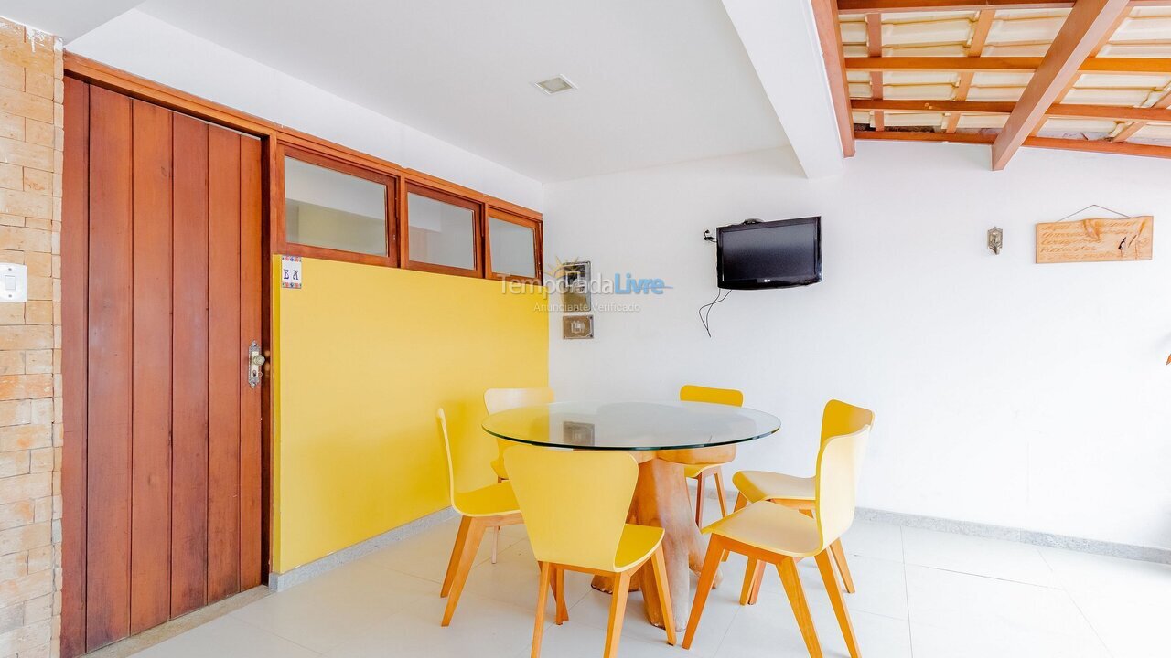 Apartment for vacation rental in Camaçari (Praia de Guarajuba)