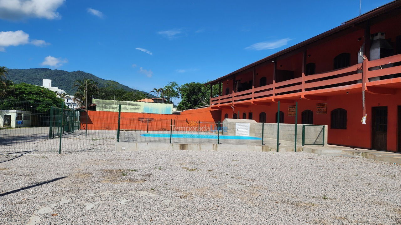 Apartamento para aluguel de temporada em Ubatuba (Maranduba)