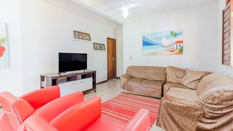 Great 4 Bedroom House - 700m from Guarajuba Beach