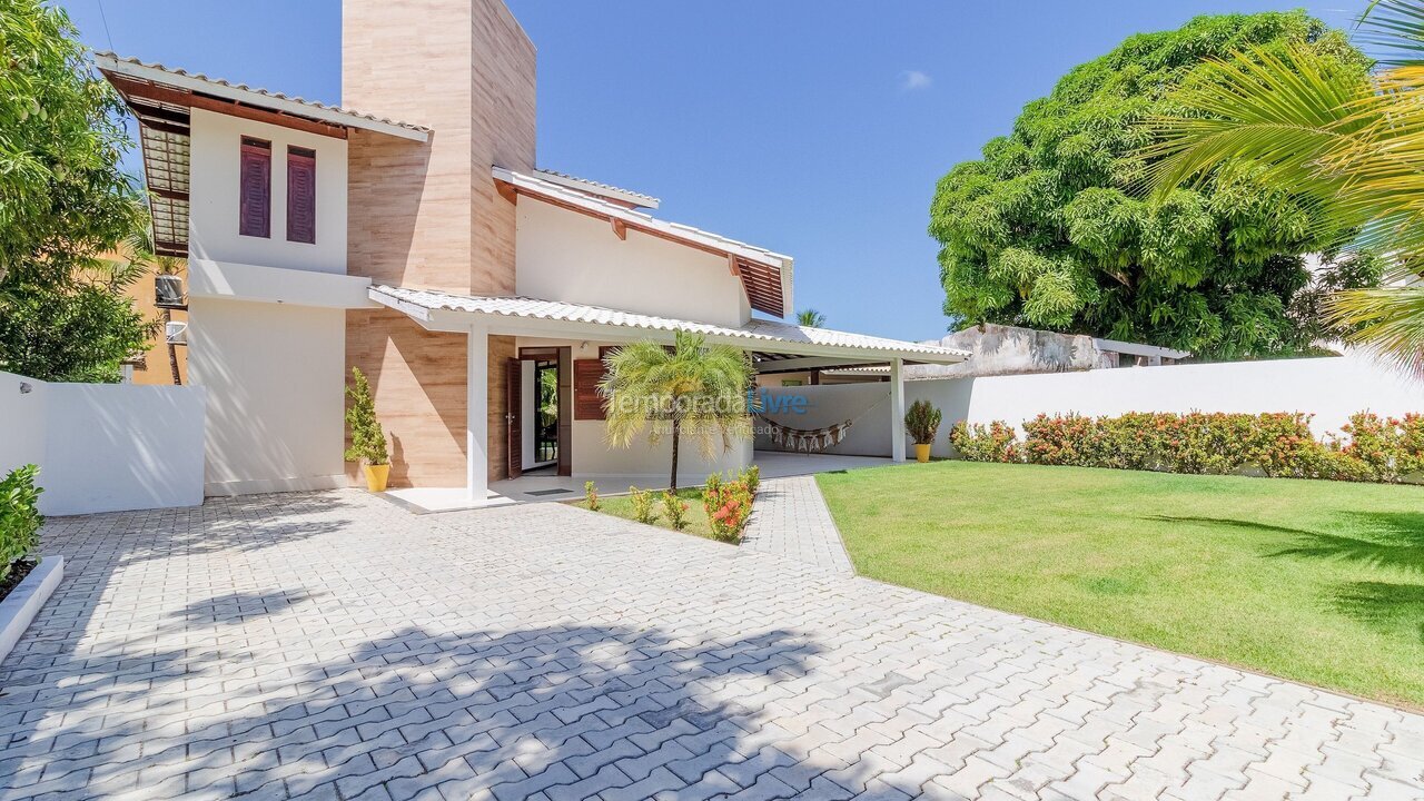 Casa para aluguel de temporada em Camaçari (Praia de Guarajuba)