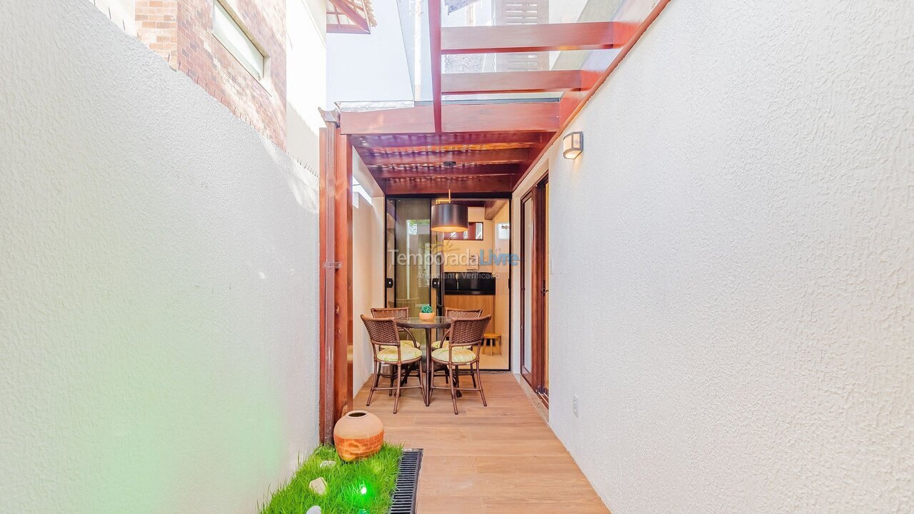 Apartment for vacation rental in Mata de São João (Praia do Forte)