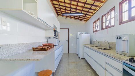 - Excelente Casa 6 Quartos - Guarajuba