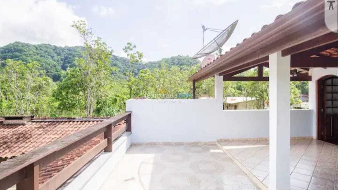 Casa para aluguel de temporada em Ubatuba (Praia Dura)