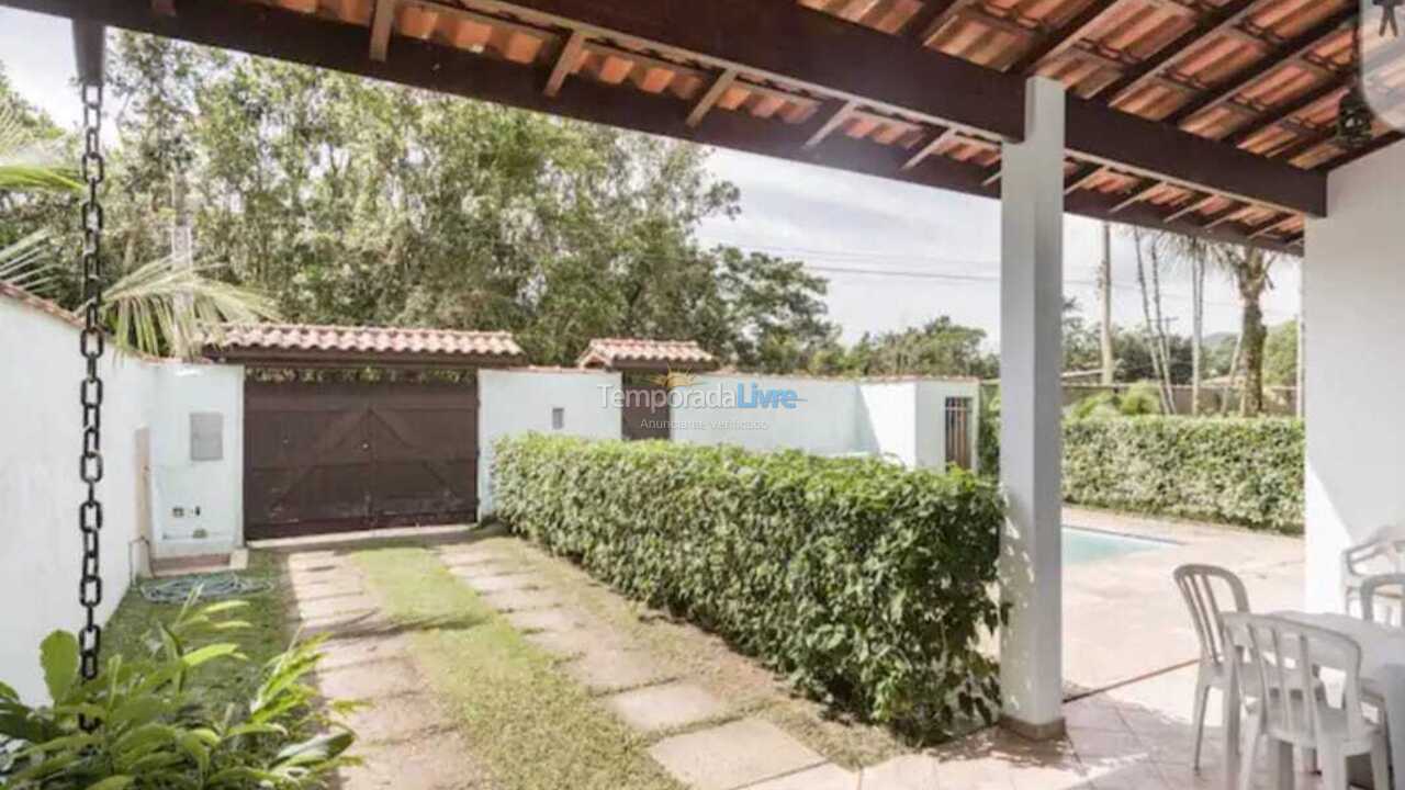 Casa para aluguel de temporada em Ubatuba (Praia Dura)