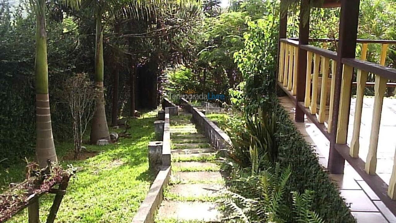 Granja para alquiler de vacaciones em Igaratá (Jardim Rosa Helena)