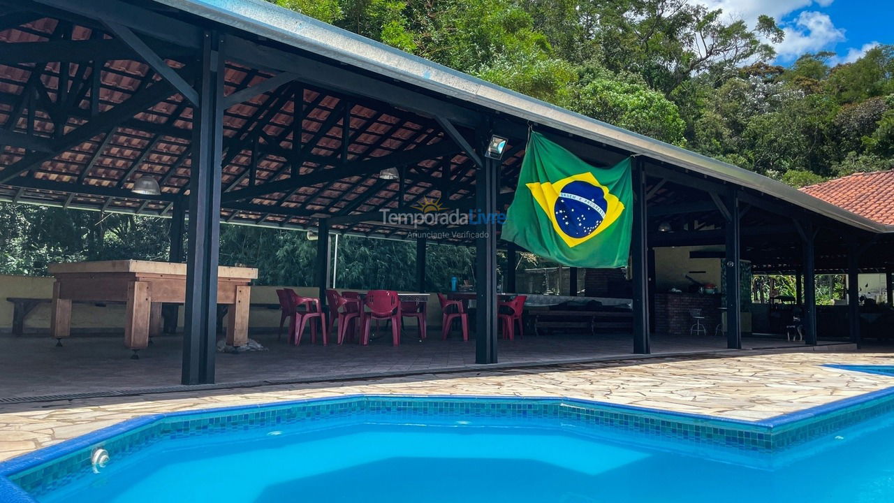 Chácara / sítio para aluguel de temporada em Nazaré Paulista (Bairro Mascate Grande)