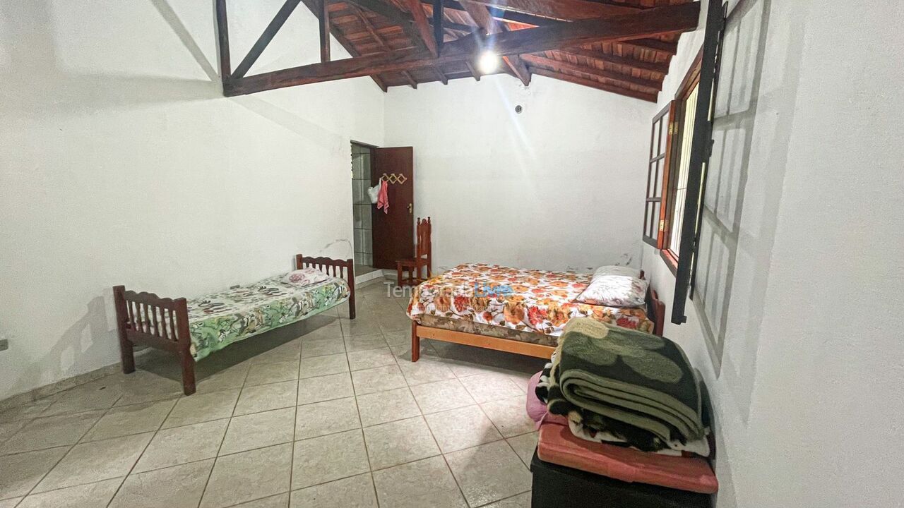 Chácara / sítio para aluguel de temporada em Nazaré Paulista (Bairro Mascate Grande)