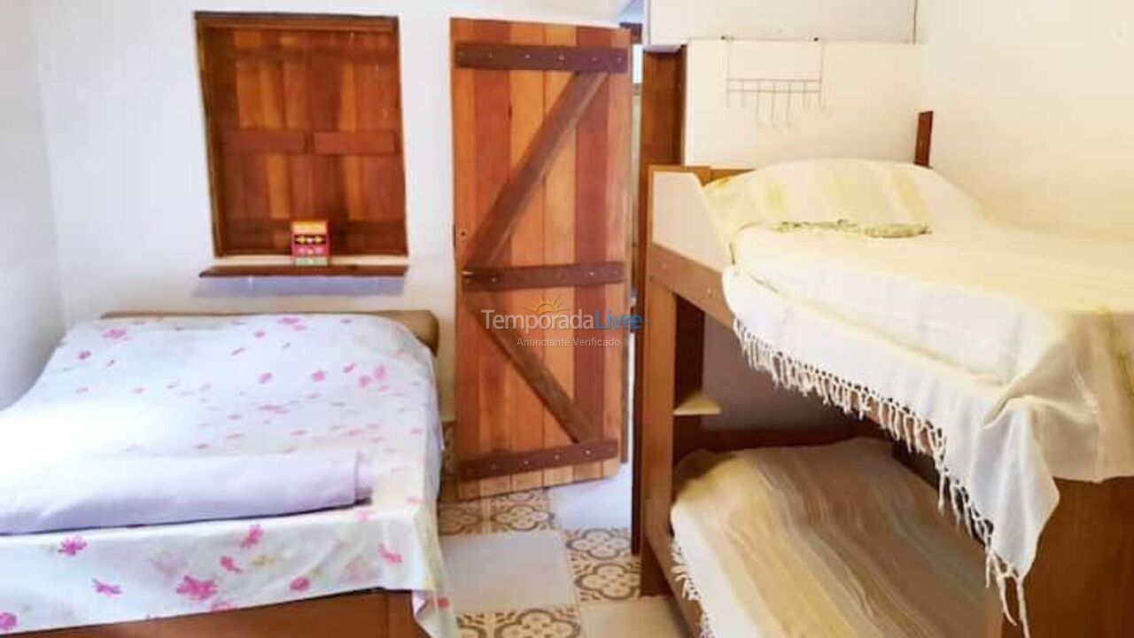 House for vacation rental in Caraguatatuba (Praia de Massaguaçu)