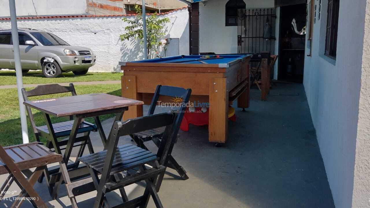 Casa para aluguel de temporada em Itanhaém (Jardim Grandesp Vizinho Ao Cibratel)