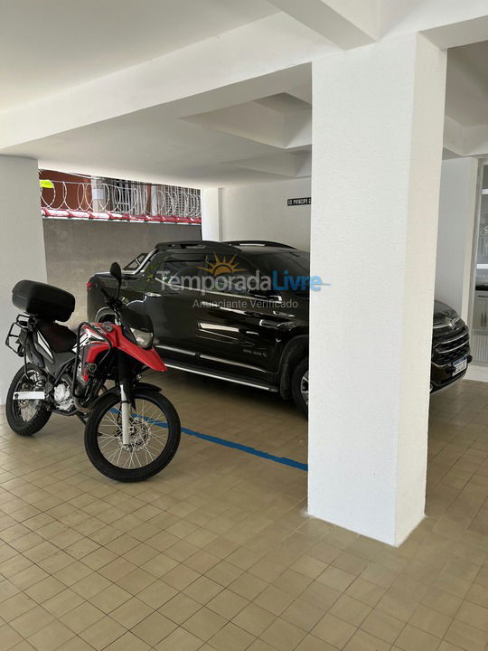 Apartamento para aluguel de temporada em Guarujá (Praia do Tombo)