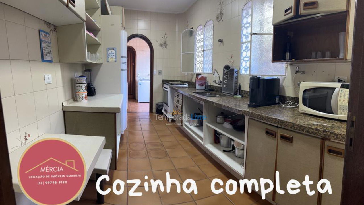 Casa para aluguel de temporada em Guarujá (Pitangueiras)