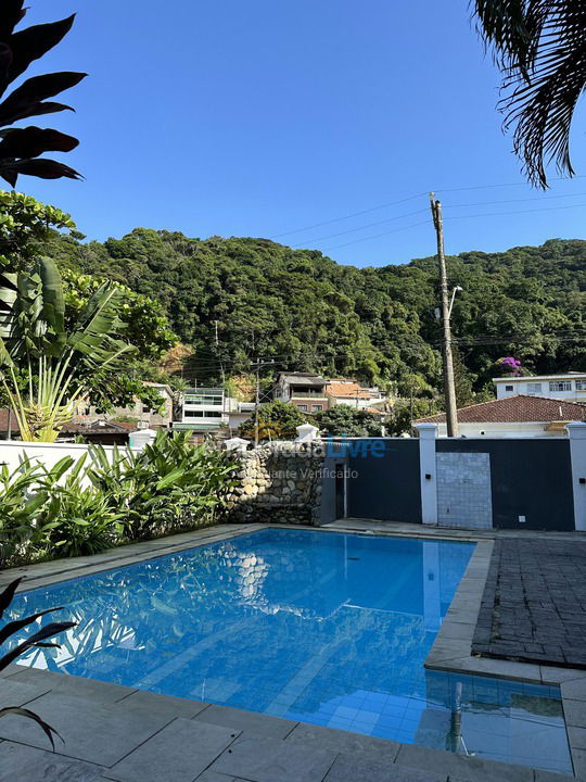 House for vacation rental in Guarujá (Pitangueiras)