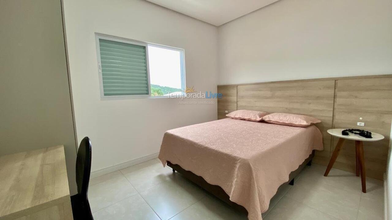 Apartamento para alquiler de vacaciones em Governador Celso Ramos (Praia Grande)