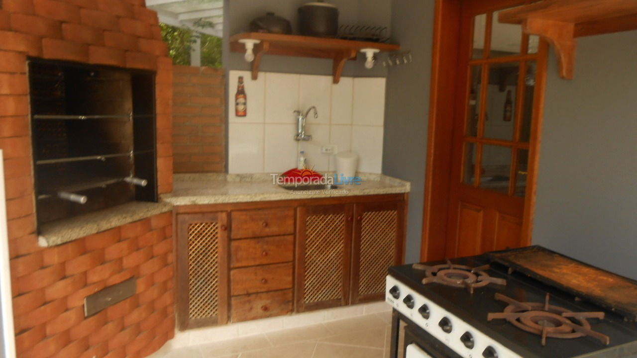 Casa para aluguel de temporada em São Sebastião (Toque Toque Pequeno)