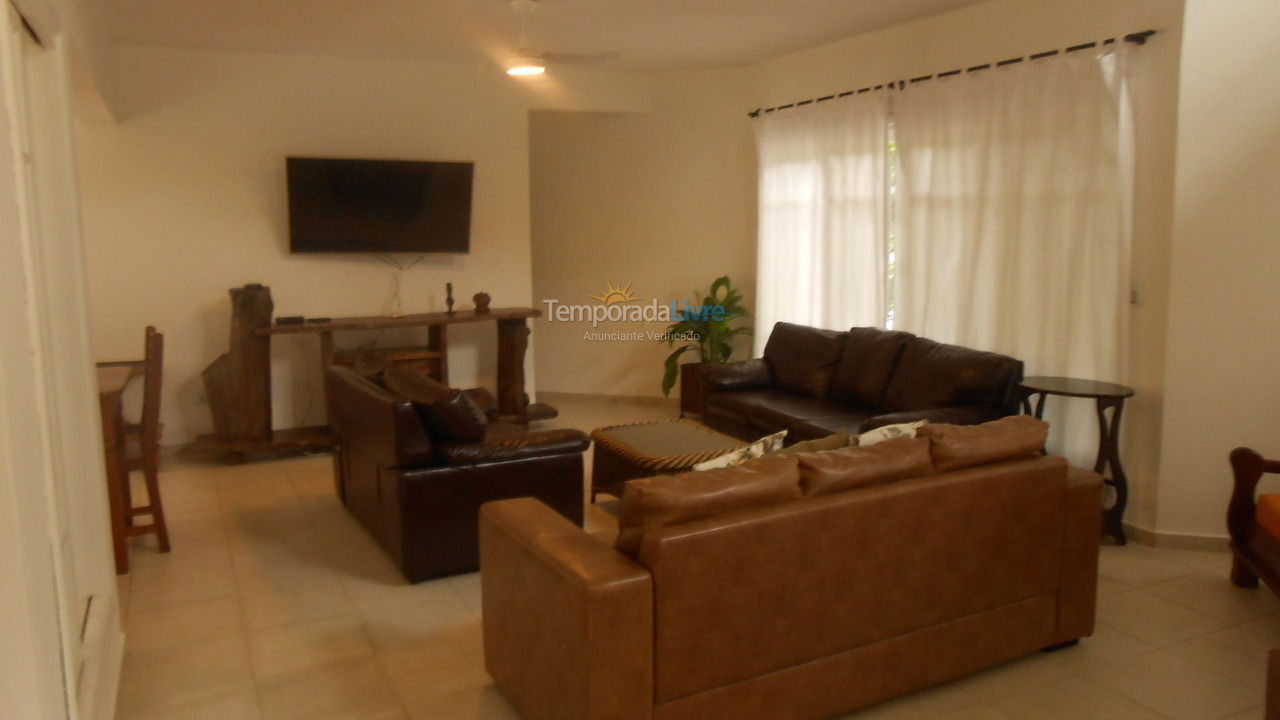 Casa para aluguel de temporada em São Sebastião (Toque Toque Pequeno)