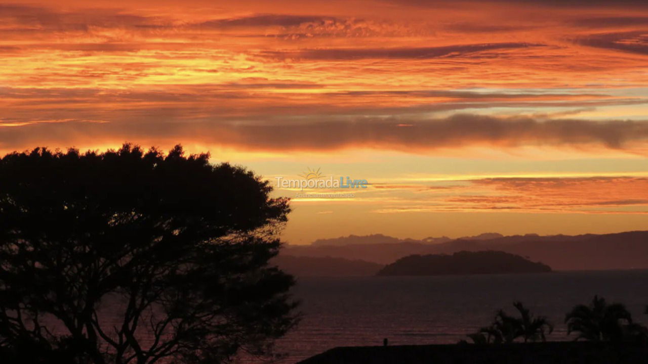 House for vacation rental in Florianópolis (Ponta das Canas)