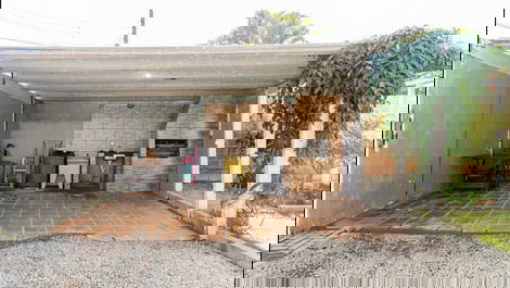 House 46 Ponta das Canas 300 meters from the Sea