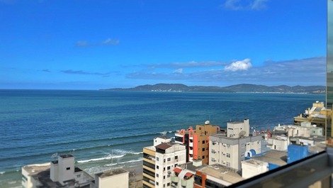 Luxuoso apartamento temporada Quadra mar Meia Praia - Itapema