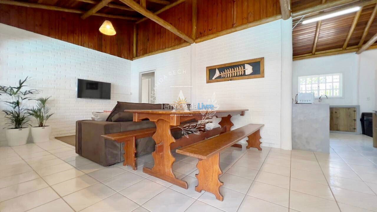 Casa para alquiler de vacaciones em Bombinhas (Canto Grande)