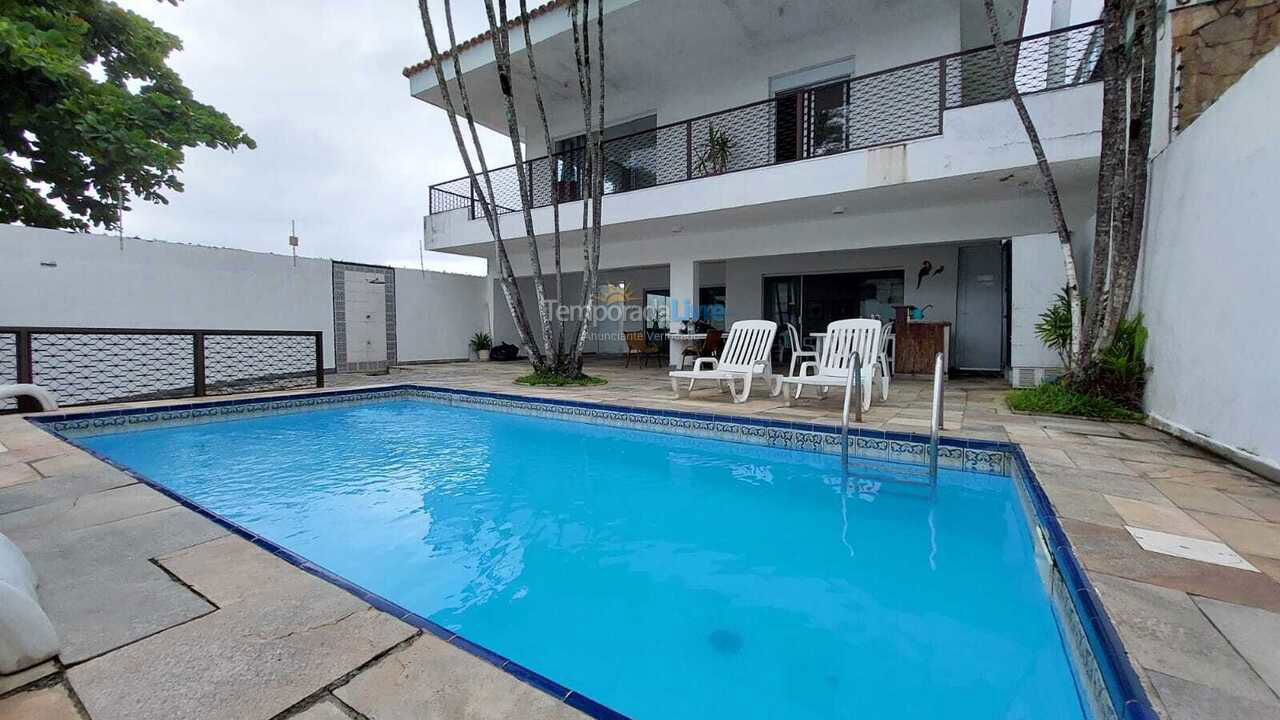 Casa para aluguel de temporada em Guarujá (Enseada)