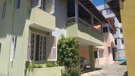 Casa com piscina na praia do Forte- Cabo Frio/RJ