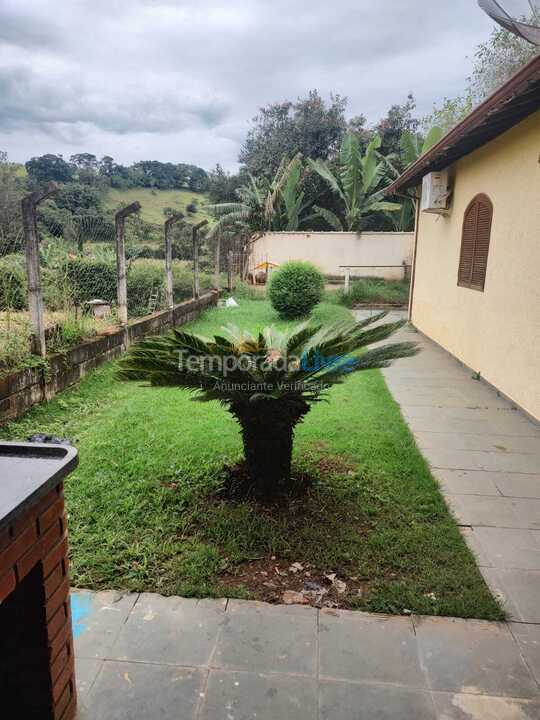 Granja para alquiler de vacaciones em Socorro (Pompéia)