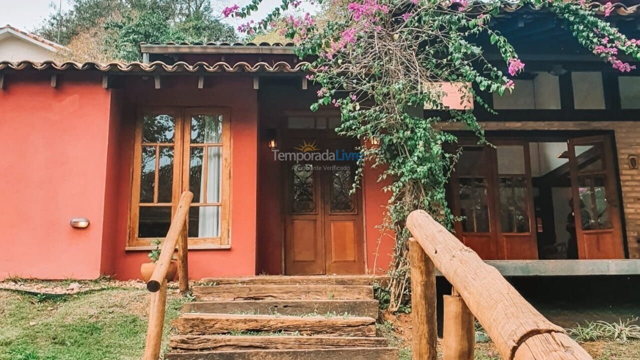 Casa para alquiler de vacaciones em Carapicuíba (Granja Viana)
