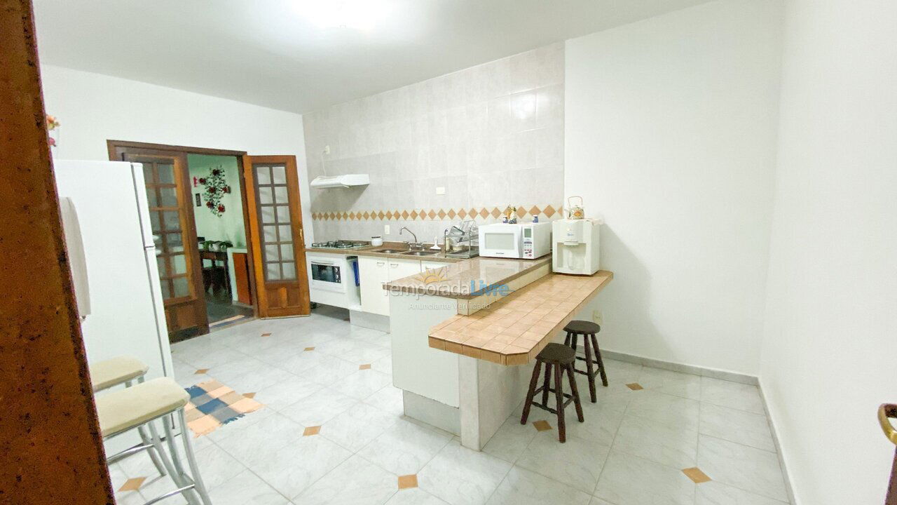 House for vacation rental in Carapicuíba (Granja Viana)