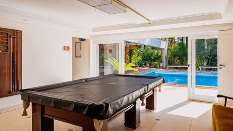 Sensational Party Space