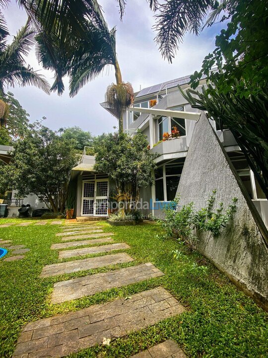 Casa para alquiler de vacaciones em Carapicuíba (Granja Viana)