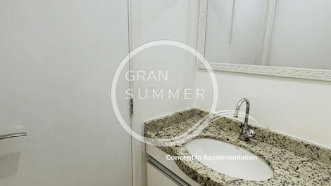 Apartamento grande y moderno.